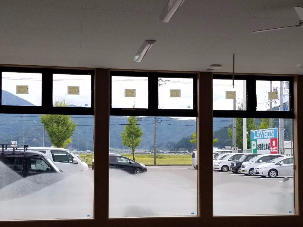 住宅や企業の目隠し